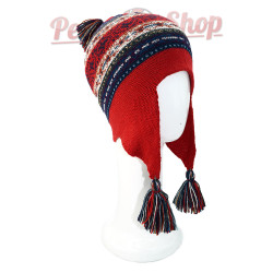 Artisanat péruvien : bonnet en laine d'alpaga fait main